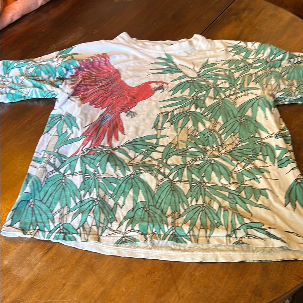 Vibrant Parrot Short Sleeve Tee